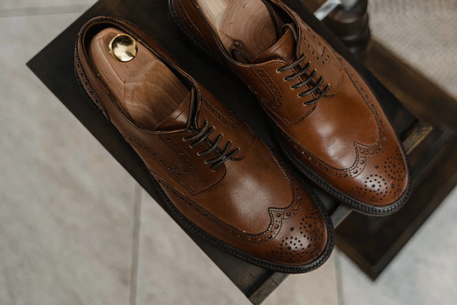 The Difference Between Oxford and Derby Shoes