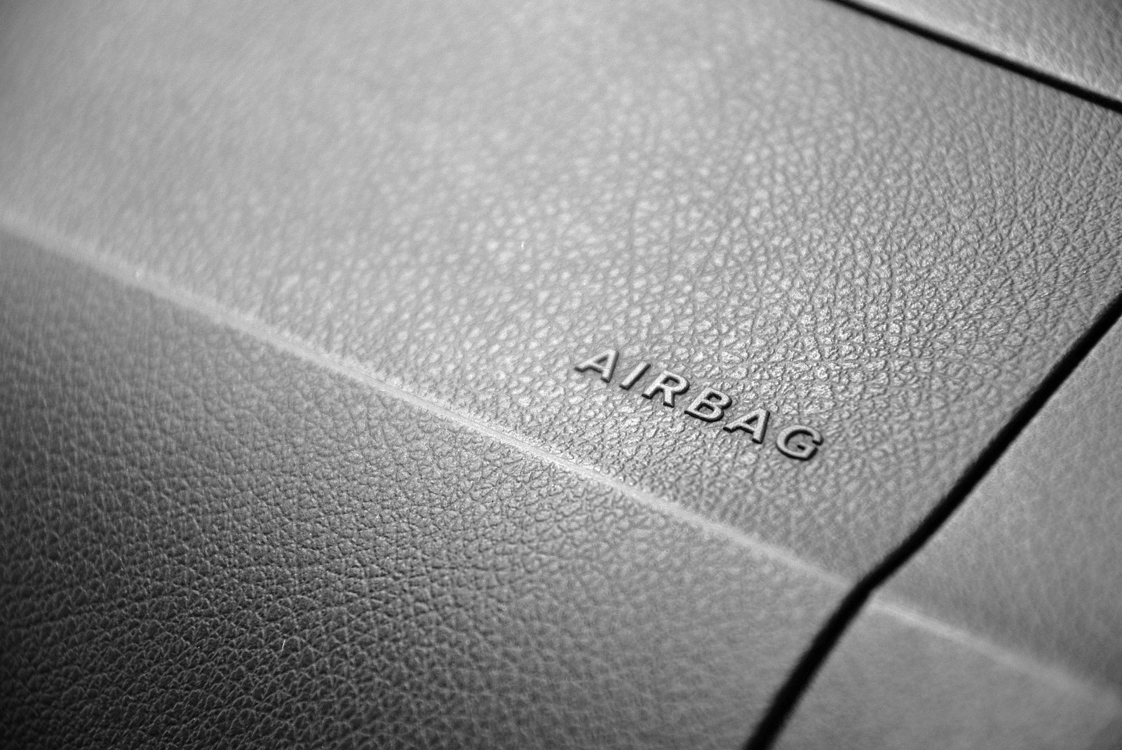 Understanding the Difference Between Single-Stage and Two-Stage Airbags