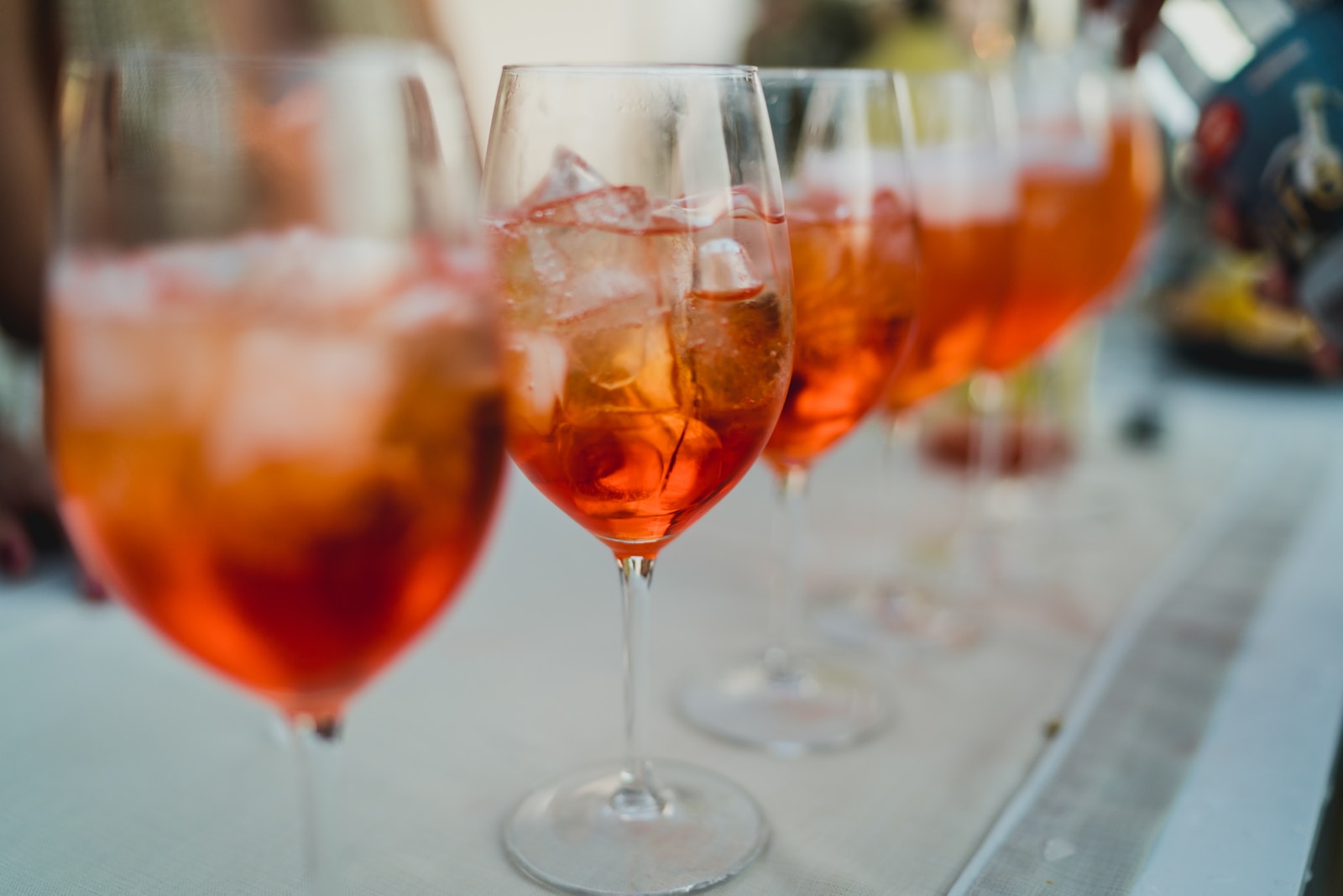 Understanding How a Negroni Differs from an Aperol Spritz