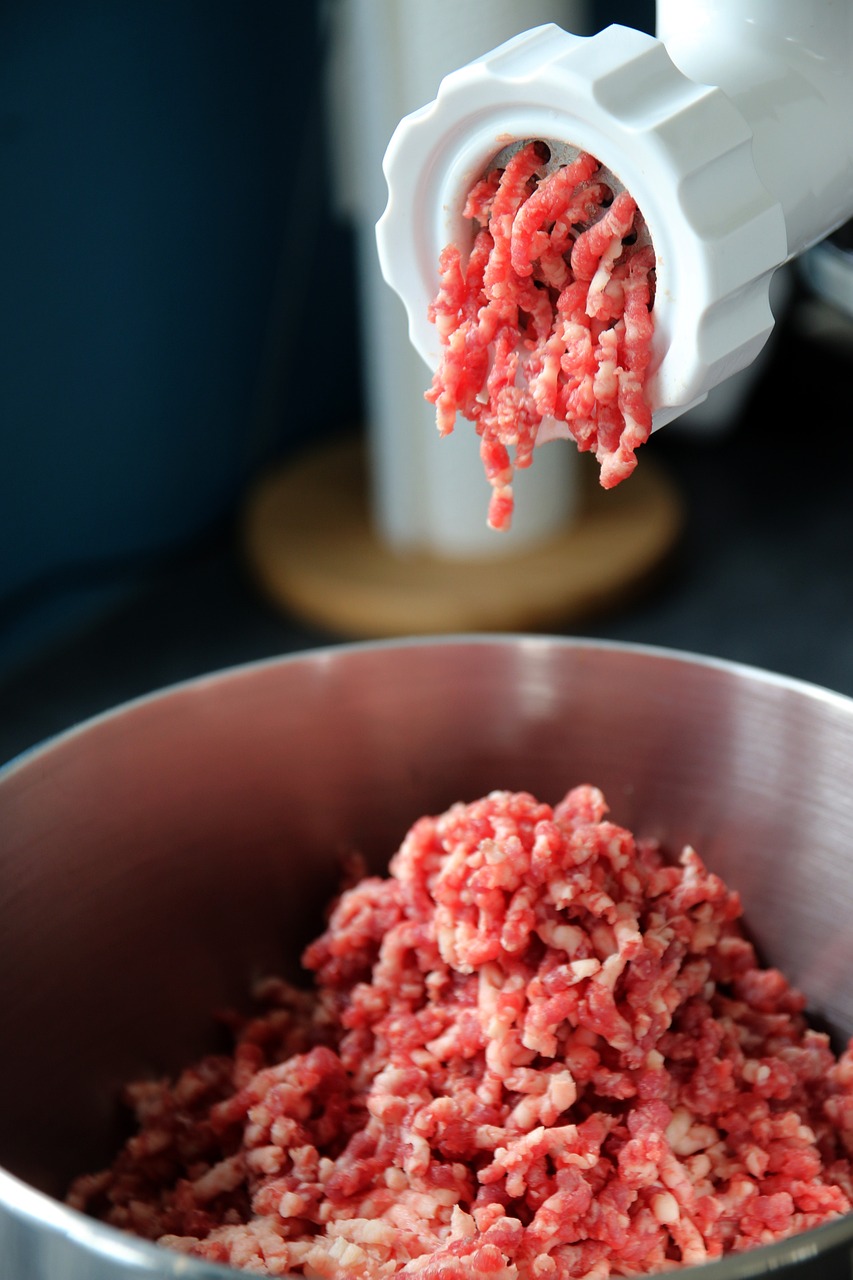 Difference Between Ground Beef and Ground Turkey: A Nutritional Comparison